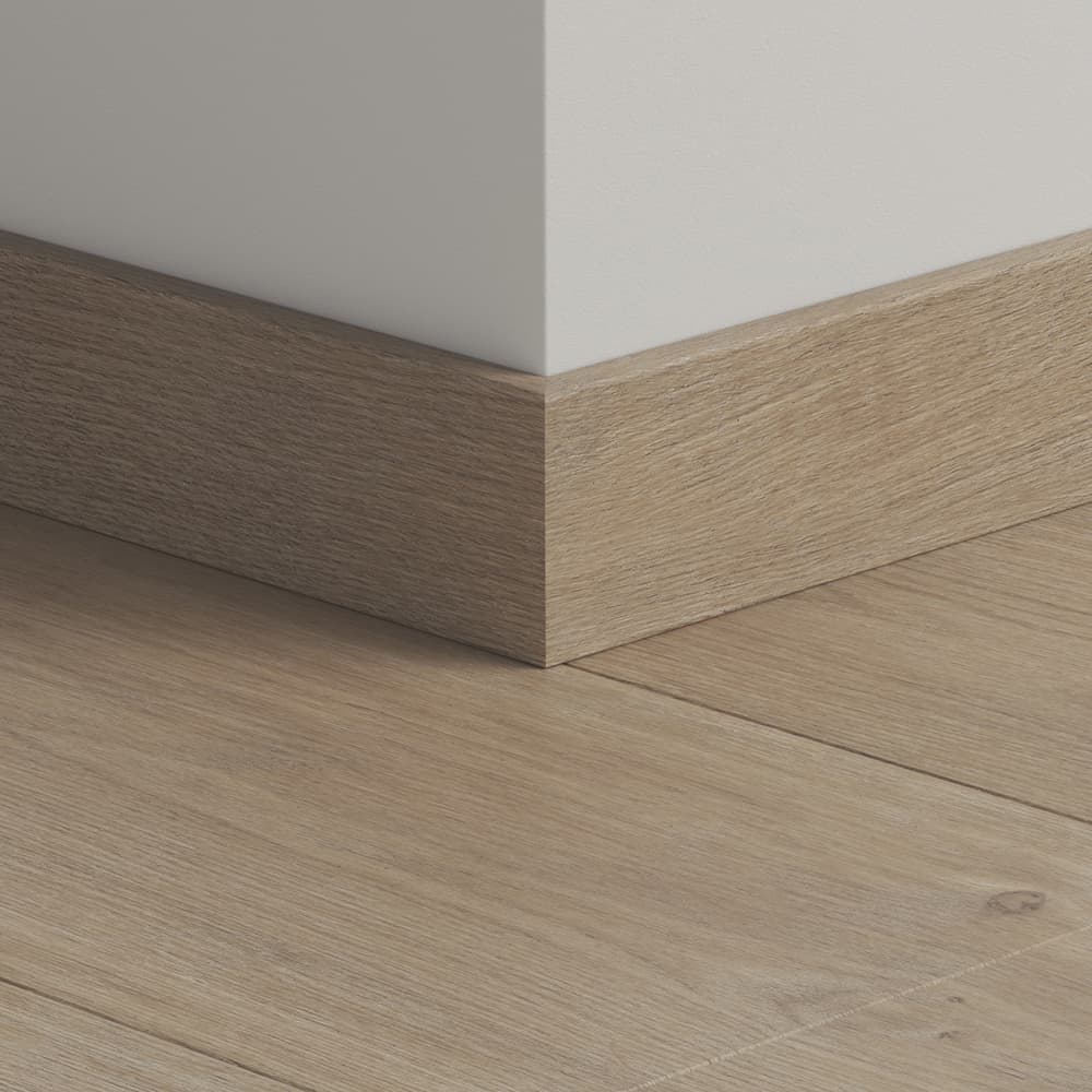 Плинтус ПВХ прямой для LVT Pergo PGVSK40175 Дуб Серый Шотландский 2400х12х58